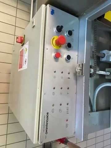 Formeuse de cartons Bortolin-kemo Foc 23.30 foc 23/30. d'occasion — 2000.