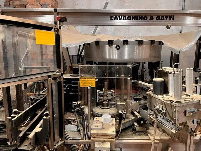 Étiqueteuse Cavagnino&Gatti 10.000 b/h CG84CLR/20/2HPS d'occasion — 1999