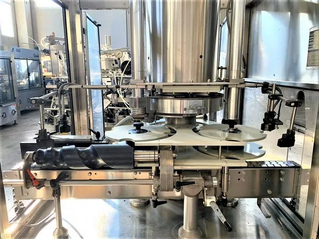 Boucheuse Bertolaso Delta 604 sx d'occasion — 2000