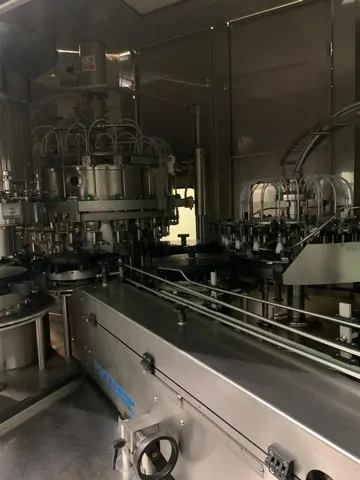 Monobloc de remplissage Procomac 20.20.6 oeno, sf, m d'occasion — 2001