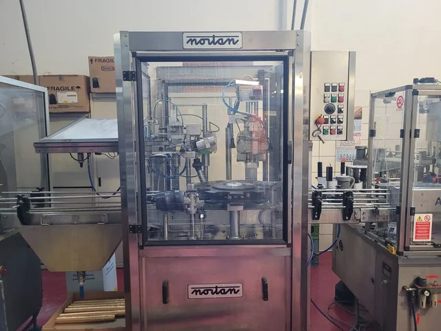 Nortan capsule applicator pour Pétillant capsules et PVC capsules UNICAP 35TS d'occasion — 2005
