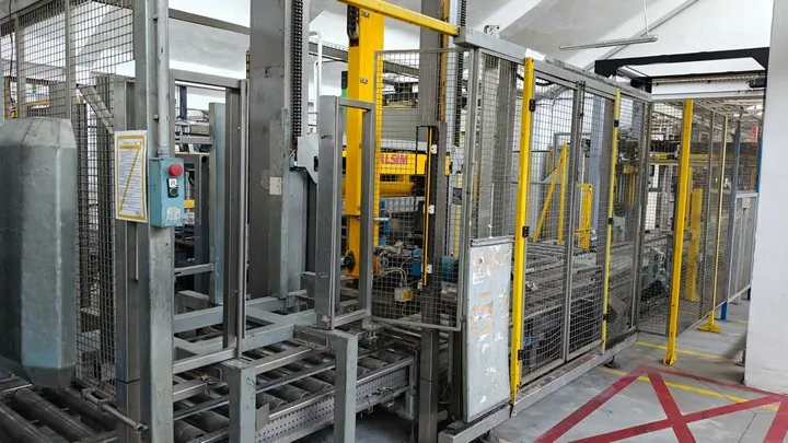 complète PET Ligne d’embouteillage Sidel Boissons gazeuses 13.500 b/h EBH 2050 d'occasion — 2010