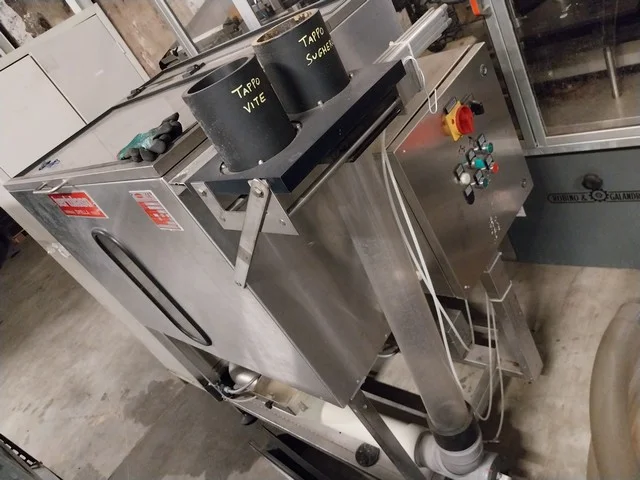bertolaso pneumatic capsule feeder A 900 d'occasion — 1998