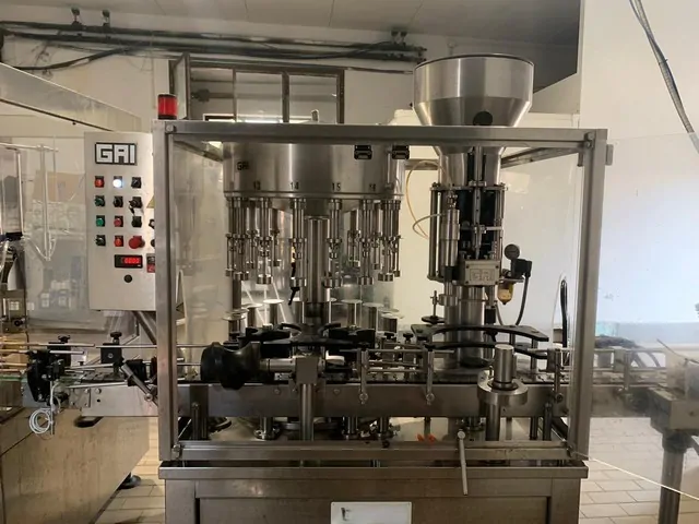 Monobloc de remplissage GAI 3010 d'occasion — 1995