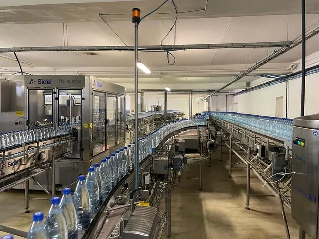 complète Ligne d’embouteillage PET 15.000 b/h SBO 8 d'occasion — 2015