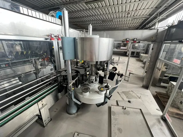 Étiqueteuse Oxe Quasar 4.000 b/h d'occasion — 2000