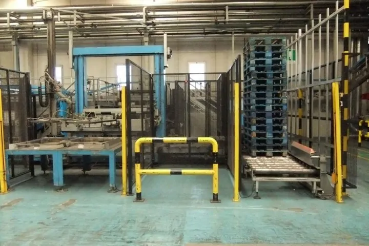PET complète Sidel Ligne d’embouteillage 24.000 b/h d'occasion — 2002;