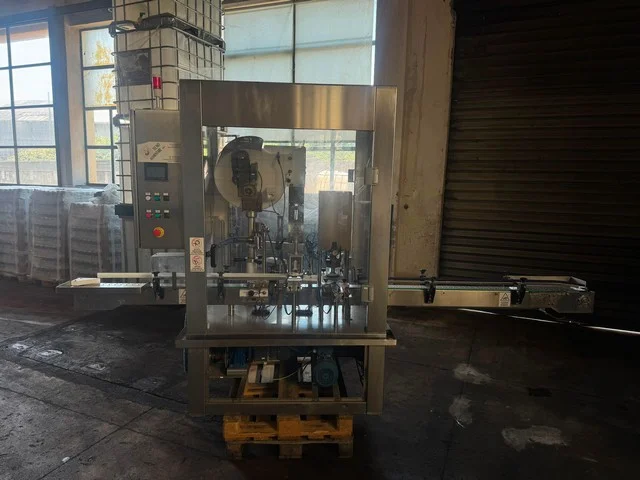 Tecnoalimentare S.R.L. volumetric Monobloc de remplissage pour jars RT600SV d'occasion — 2021
