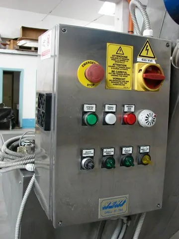 Élévateur de bouchons/capsules Neri d'occasion — 2005