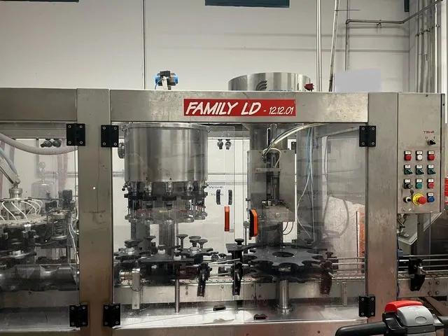 Monobloc de remplissage Custom 12.12.1 FAMILY LD 12.12.1 d'occasion — 2005