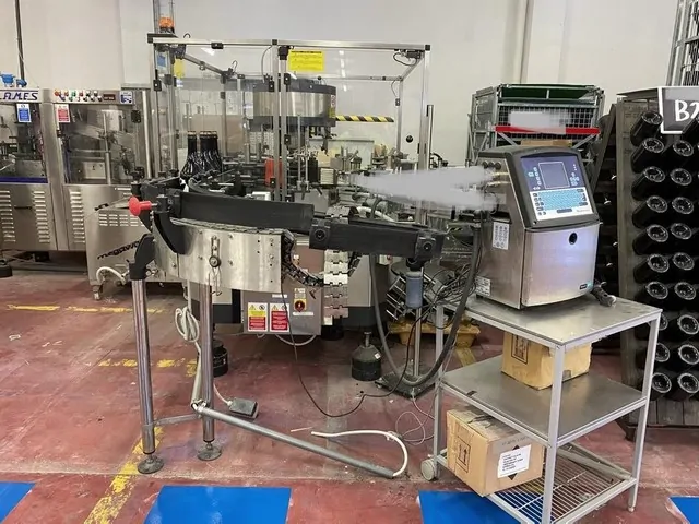 Étiqueteuse Cavagnino&Gatti Adhésive 2.000 b/h CG 80-4. d'occasion — 2001 | Update 2017.