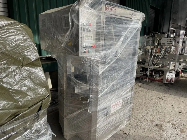 Capsuleuse Kematec 750 b/h SEKAM 1 AF d'occasion — 2010