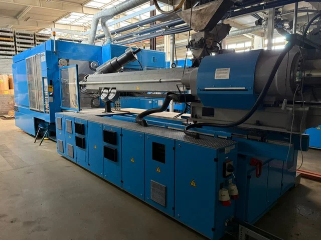 Engel Pet Préforme presses MacPET 4550-320 maszyna N° 52890 d'occasion — 2004