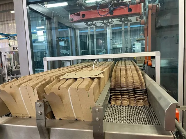 complète Ligne d’embouteillage pour Vin 12.000 b/h Depack 92 d'occasion — 2001