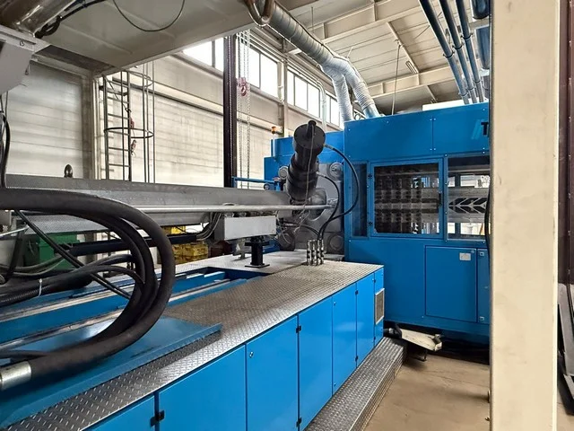 Pet Préforme presses Engel MacPET 4550-320 maszyna d'occasion — 2004